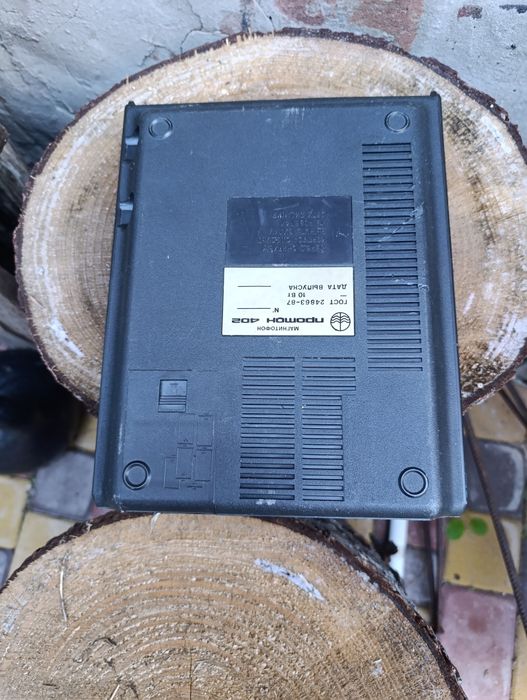 Кассетный переносной магнитофон Протон