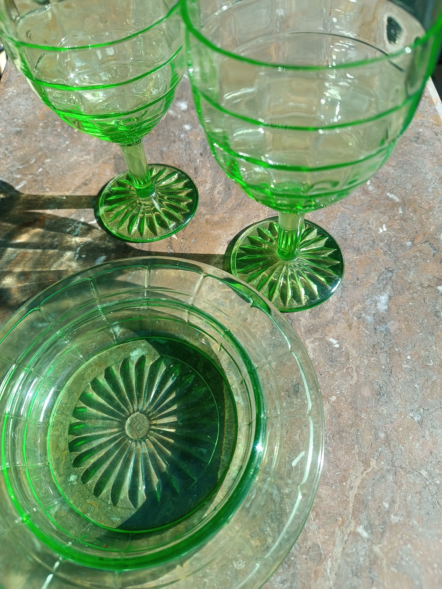 Conjunto copos e prato, vintage