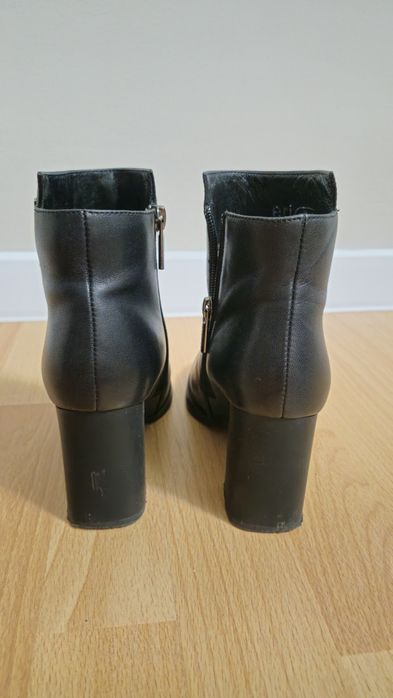 Шкіряні осінні черевики Erisses 34 розмір