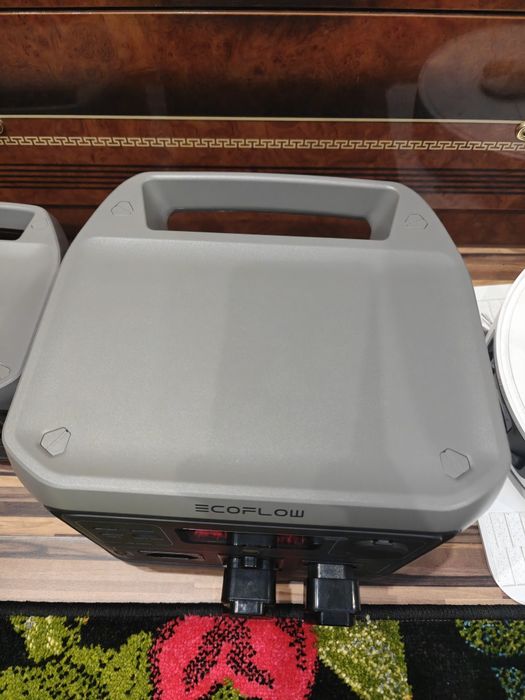 Ecoflow river 2 pro 220 з перехідниками Зарядна станція