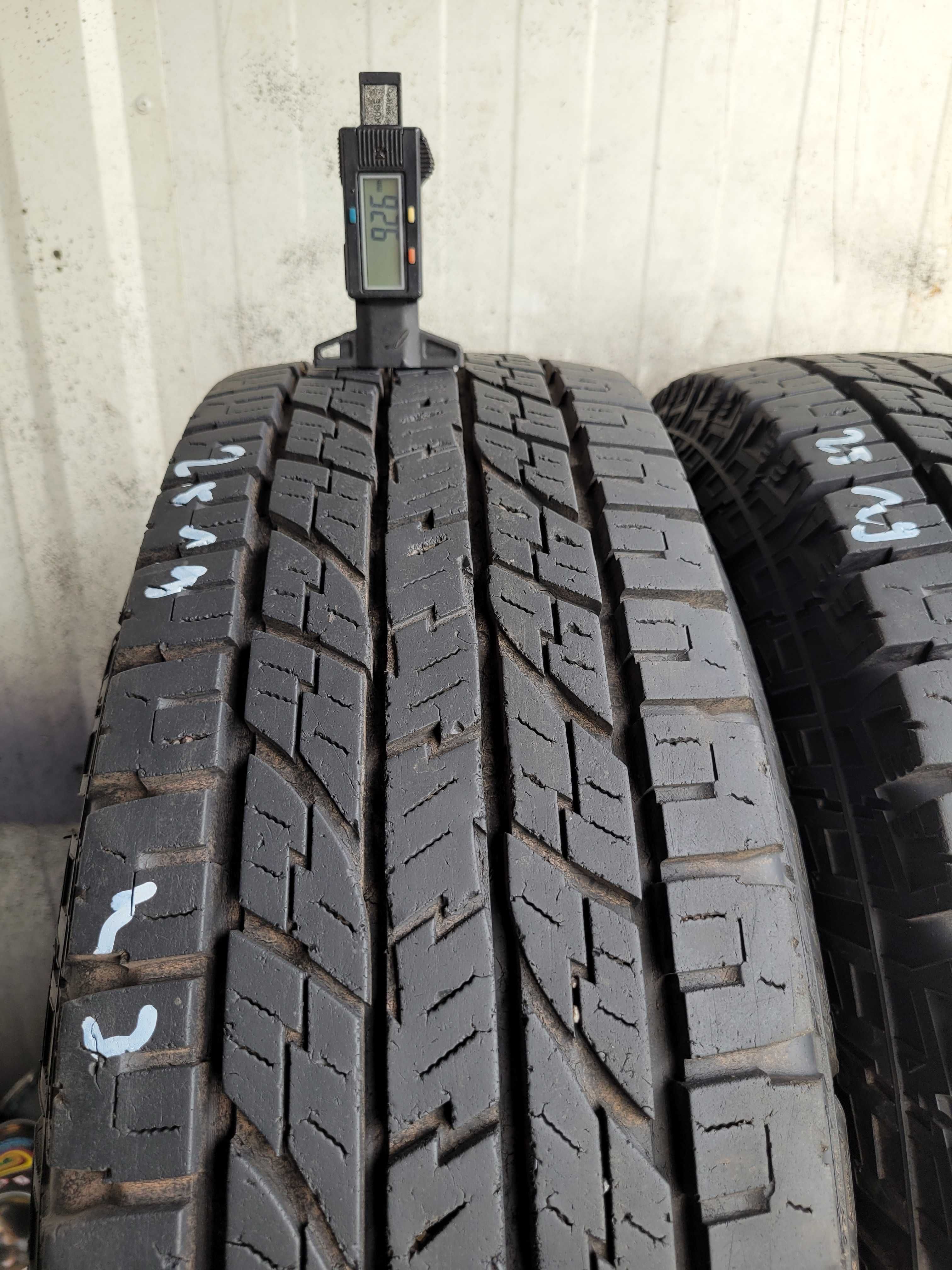 225/75/16 Yokohama Geolandar A/T G015  10mm 2szt