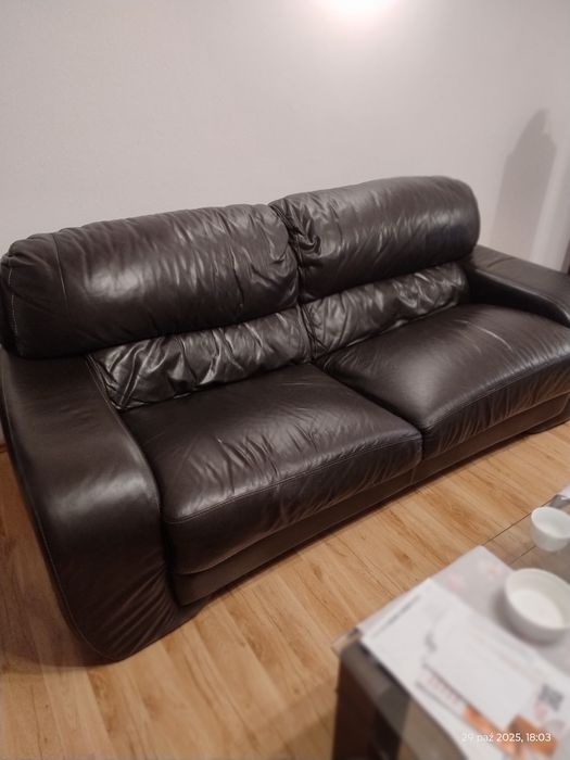 Kanapy 3 osobowa,kanapa 2 osobowa,pufa.Skóra ciemny brąz