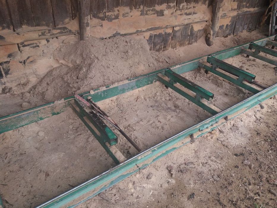 Верстат стрічковий