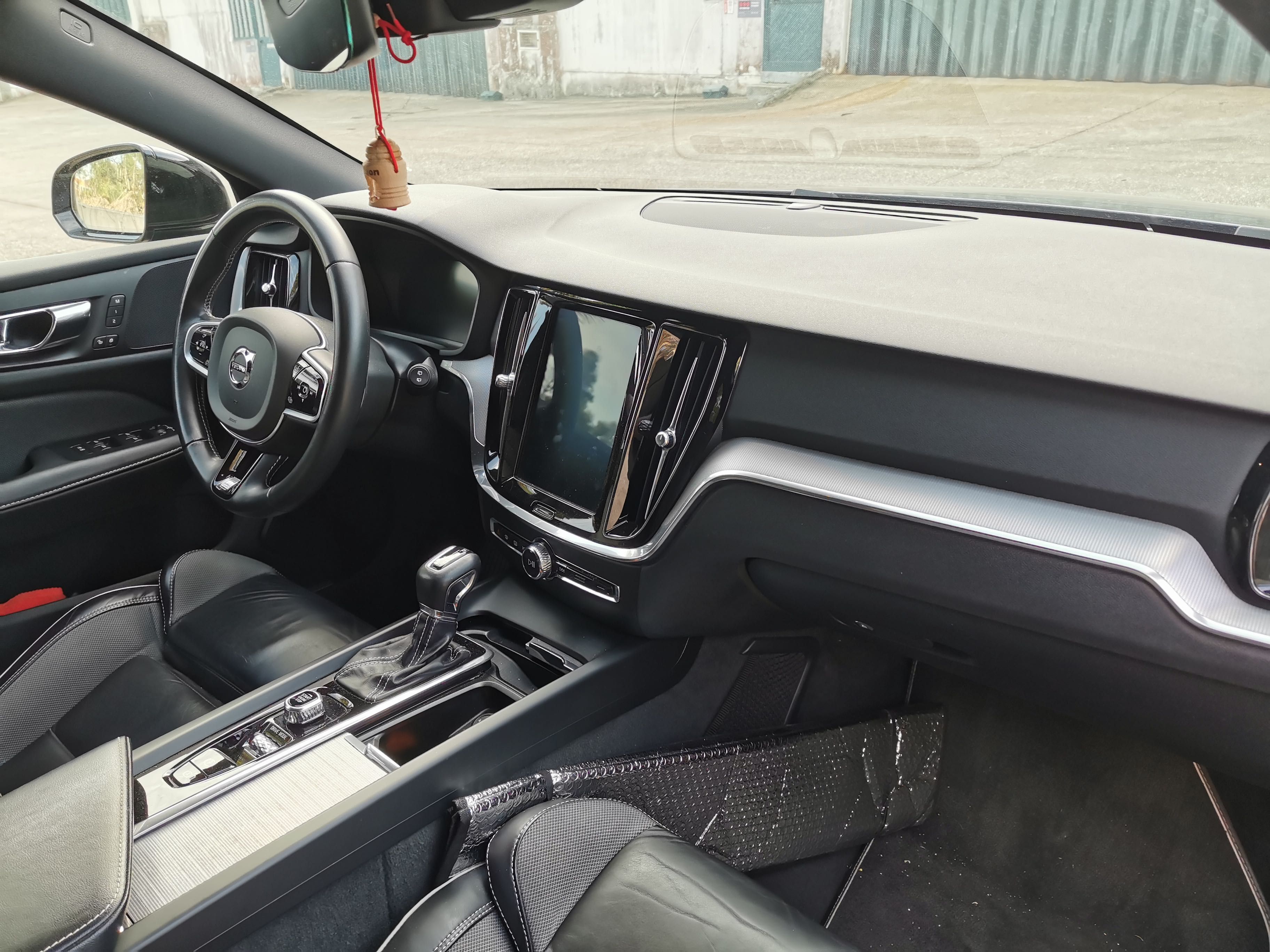 Volvo V60 R desing