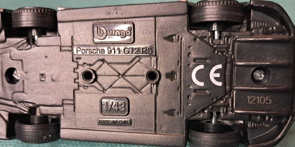 Autko, resorak Bburago - Porsche 911 GT2 RS