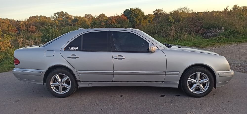 Мерседес-benz w210 4-matic 2000р