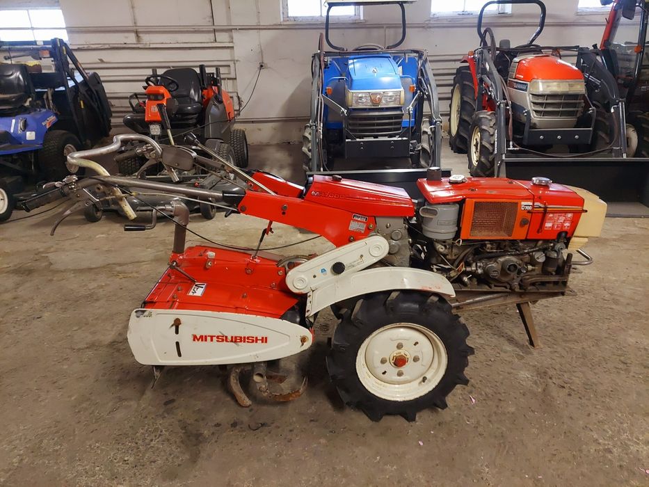 Glebogryzarka Dzik Mitsubishi MT700D bardzo ładna 7km