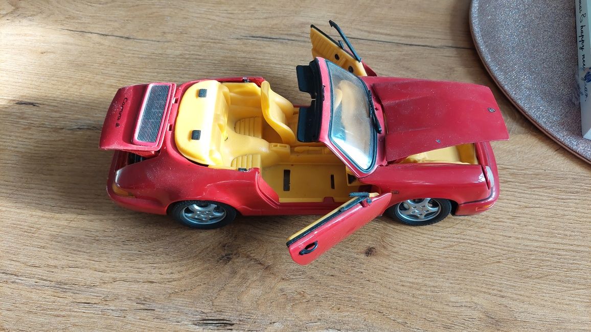 Porsche 911 Anson 1/18