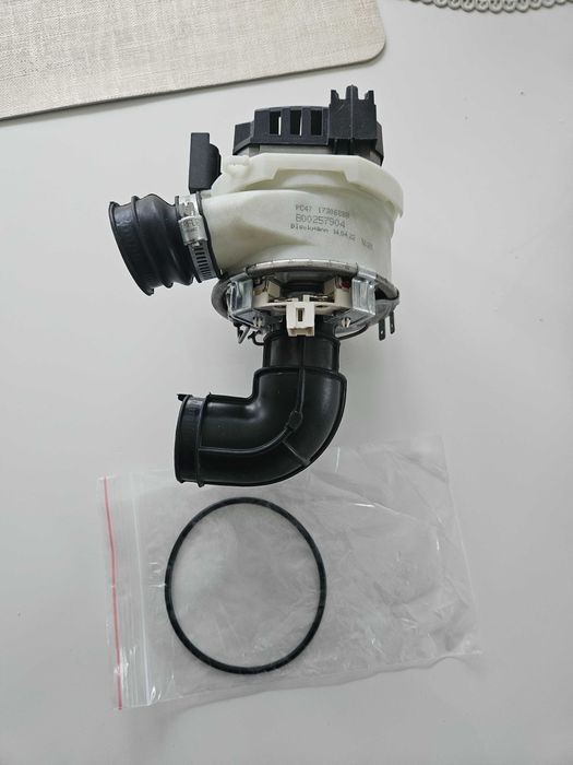 Grzałka zmywarki Ariston Hotpoint Indesit 302489