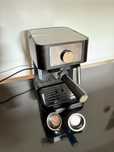 Delonghi Stilosa ekspres kolbowy  EC260.BK ciśnieniowy