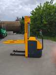 Бу штабелер Jungheinrich EJC 216 2006р., 1600кг., 4300мм.