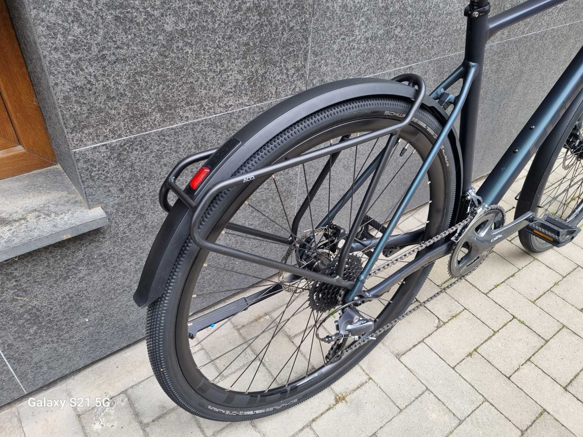 Gravel Cube Nuroad FE rozm.54cm 21"Model 2023