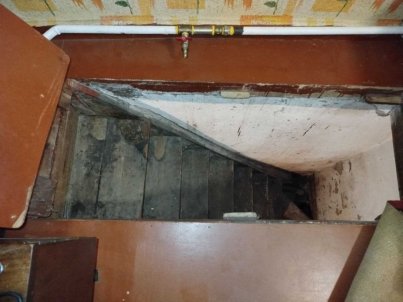 Частину будинка 80 м.кв продам
