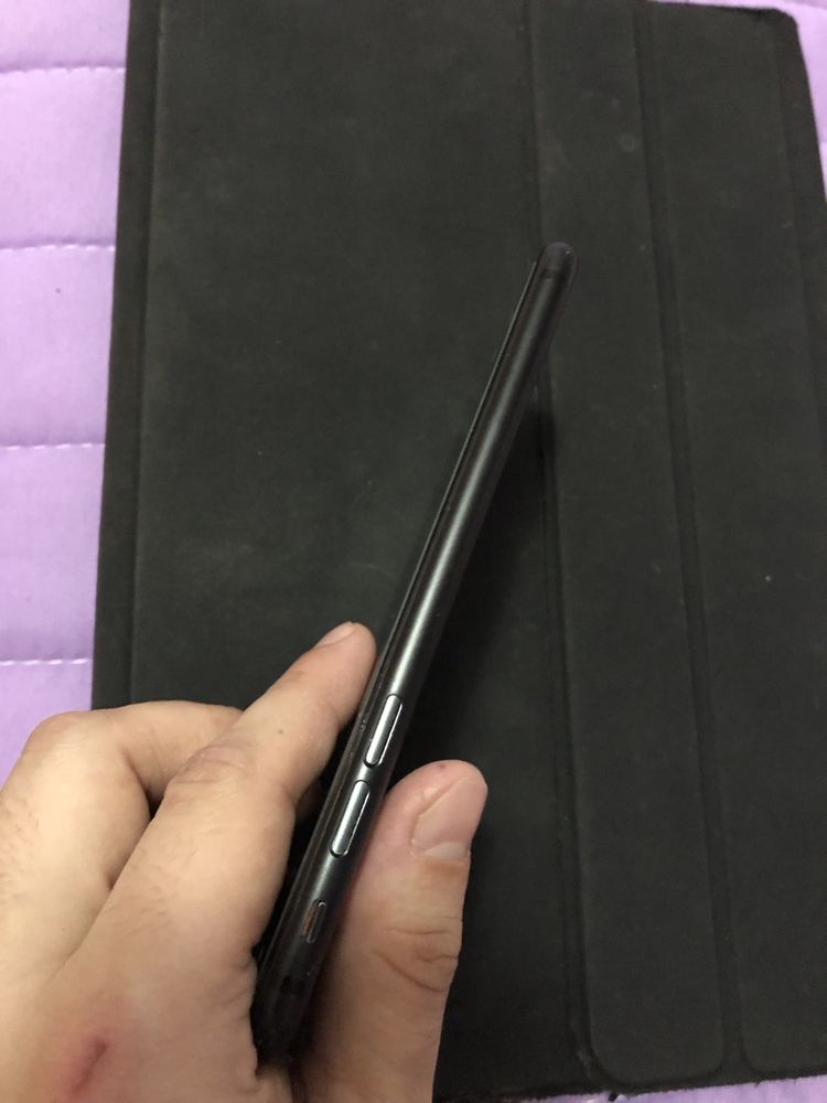 iPhone 7 black matte 32gb