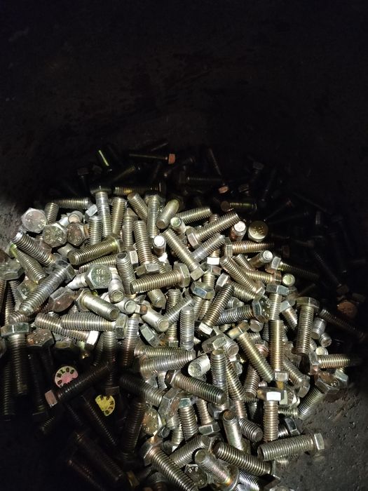 Болт, шайба, гайка.