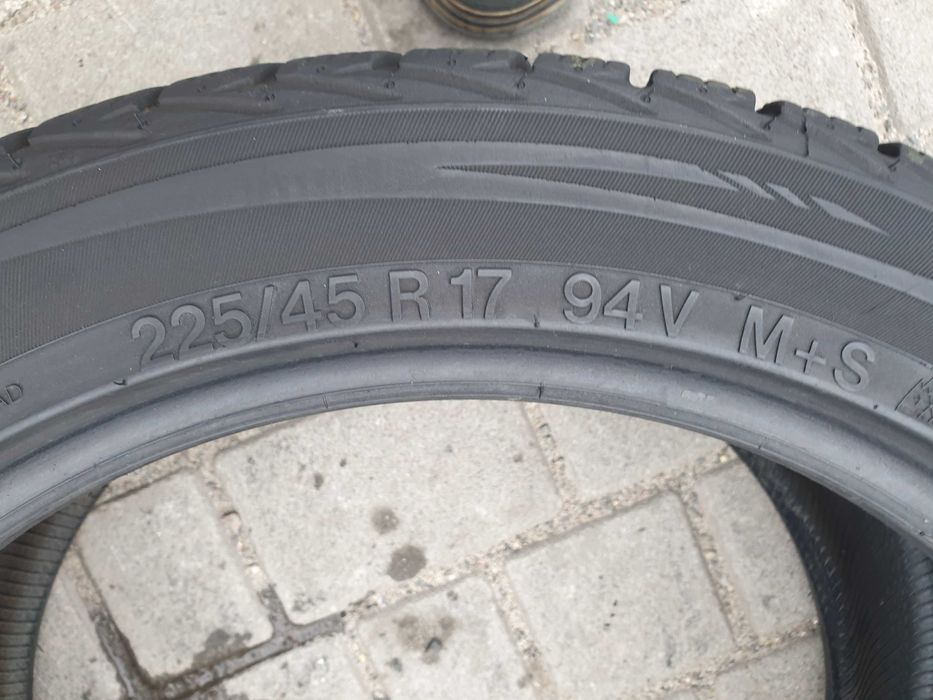 Шина 1шт 225/45 R17 94V Vredestein Winter XTreme.