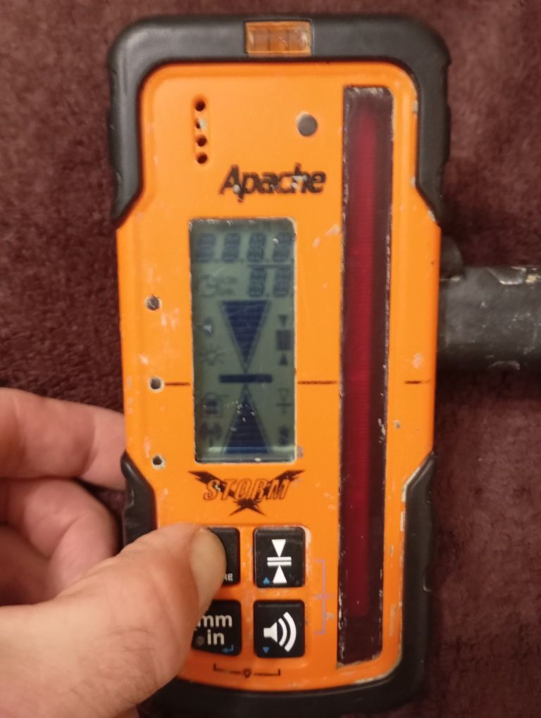 APACHE STORM laserometr + uchwyt