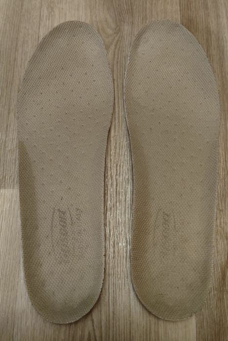 Трекинговые ботинки 39й размер. Grisport на подошве Vibram.