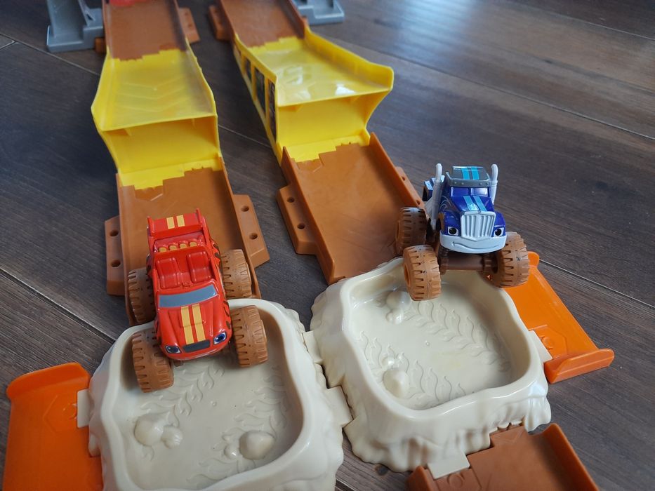 Blaze wyścig w błocie Fisher Price