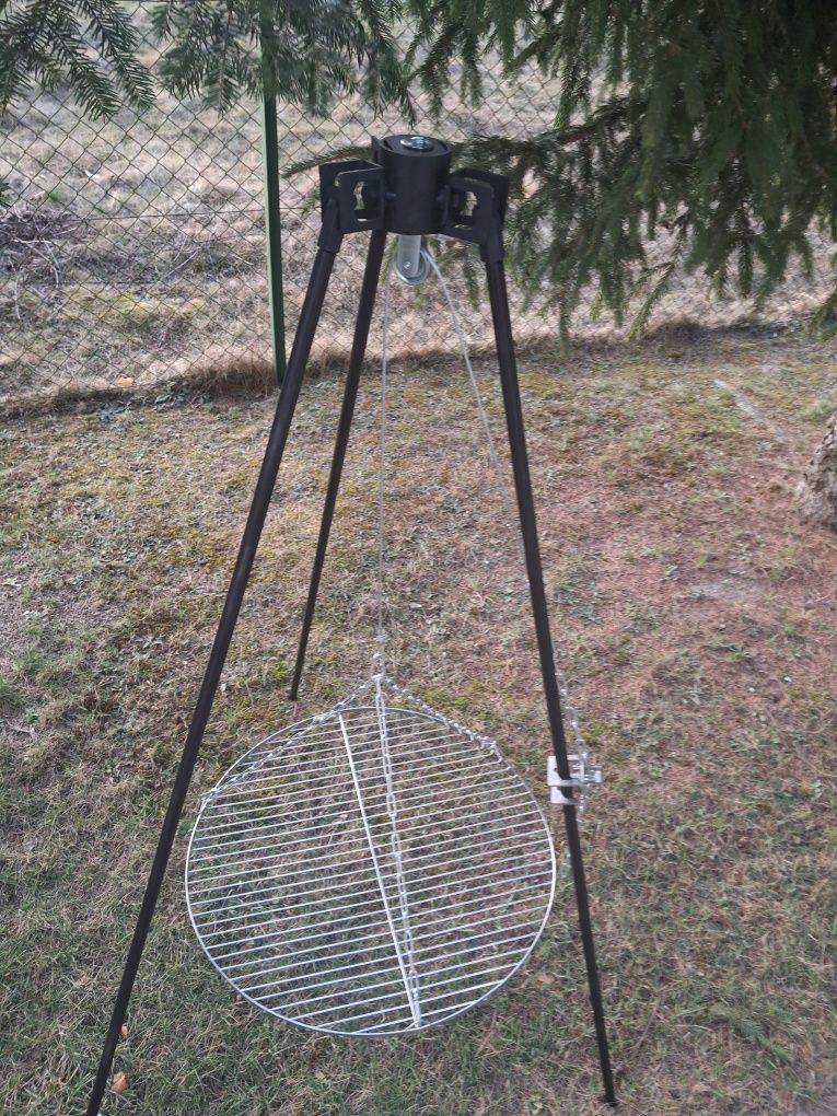 Grill Trójnóg nowy składany 150cm wysokość ruszt 60cm nierdzewnym
