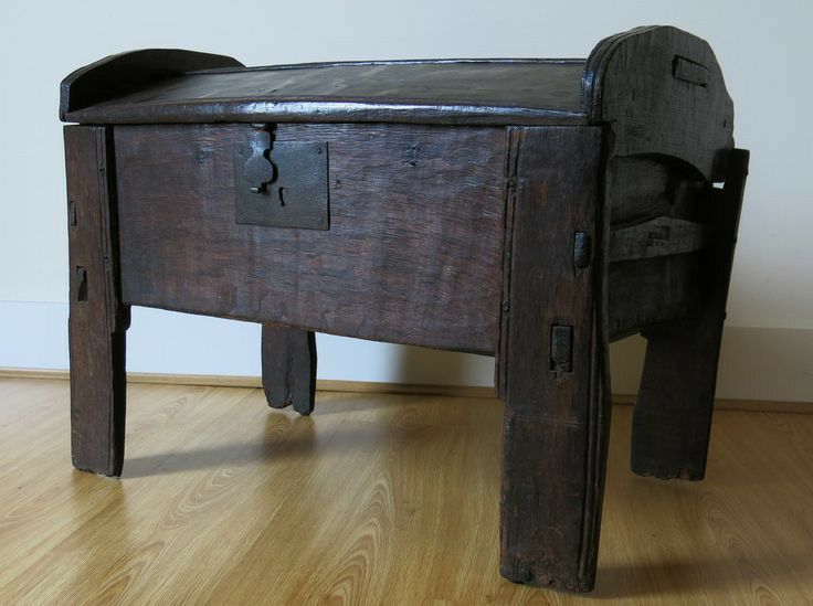 Реставрация старинной антикварной мебели