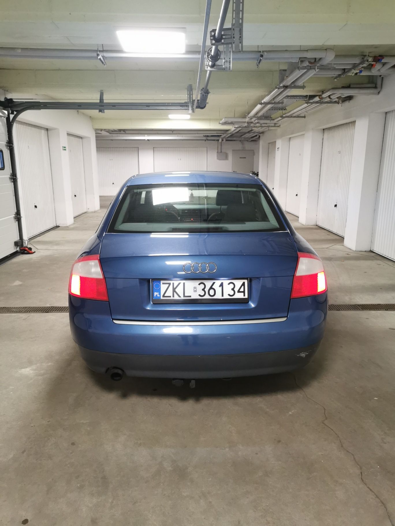 Audi A4 B6 2.0 benzyna, sedan