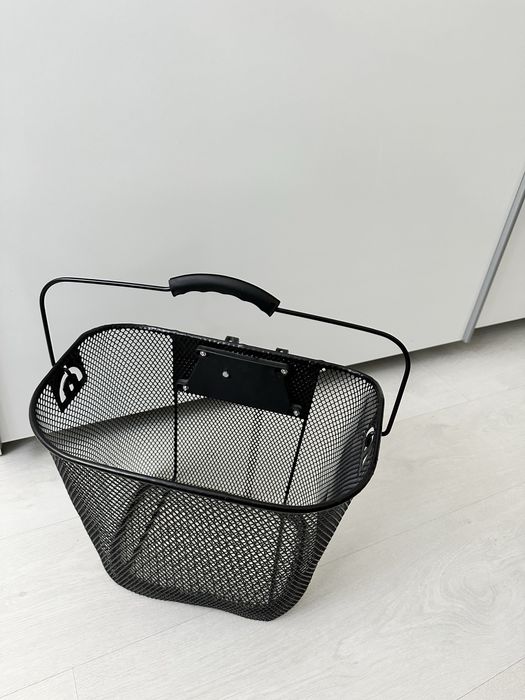 nowy kosz przedni na rower metalowy czarny koszyk do roweru miejskiego