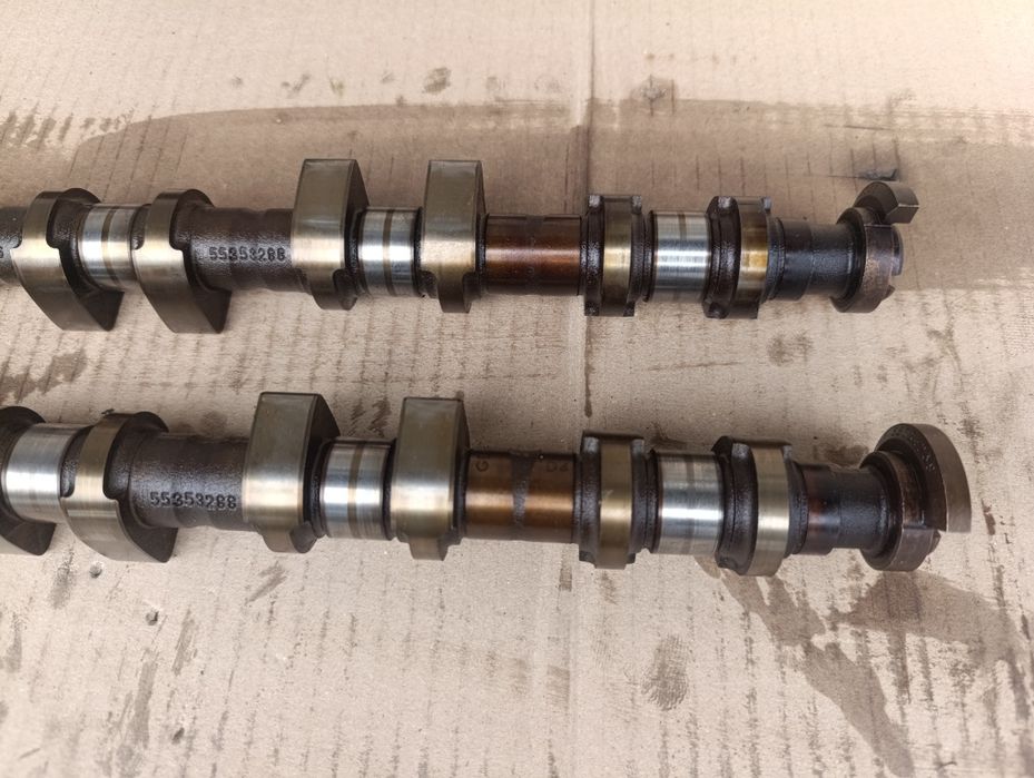 Розпредвал 1.6 1.8 16V Z18Xer z16xer A16XER Z18XER 55353288