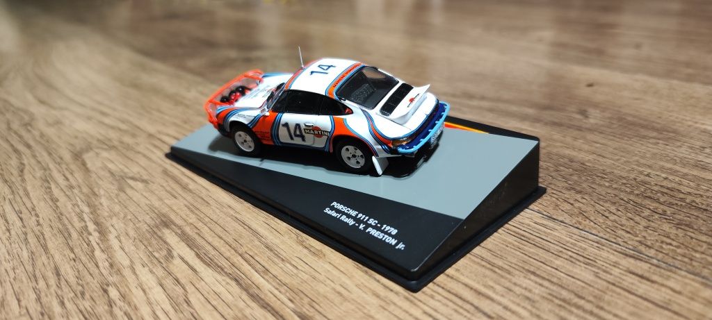 Porsche 911 SC skala 1:43