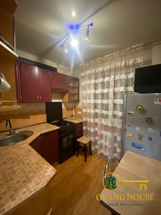 Оренда 3-кімнатної квартири на Тесленко СВІТЛО НЕ ВИМИКАЮТЬ