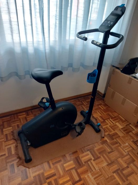 bicicleta eletrica DOMYOS 140