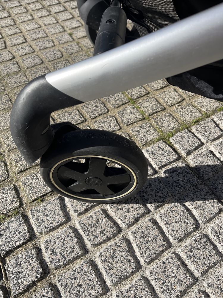 Carrinho de passeio Bebeconfort Elea