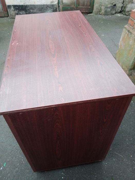 Продам офисный стол б/у