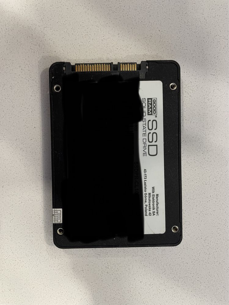 Discos ssd-solid state drivers sata pouco utilizados