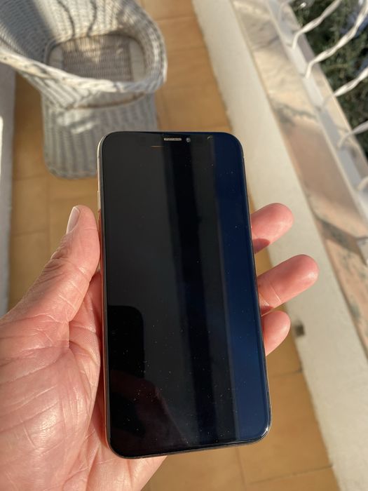 iPhone X dourado