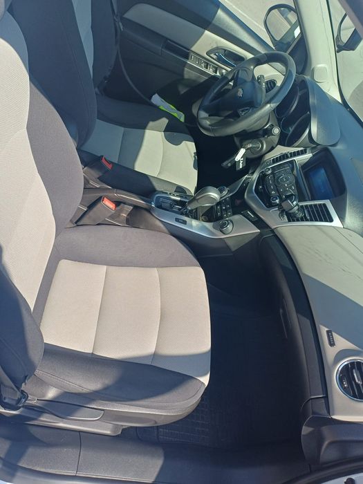 Chevrolet Cruze 2015p автомат