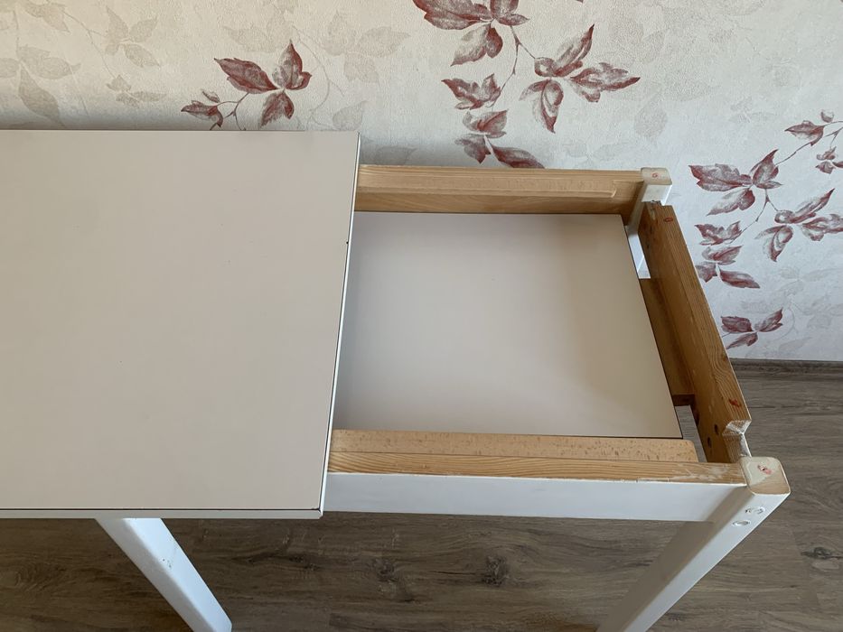 Стіл кухонний білий, розкладний 65*88 см.