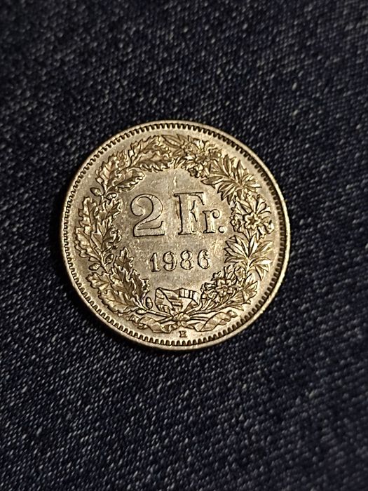 Монета Швейцарии ном. 2 франка 1986 года.