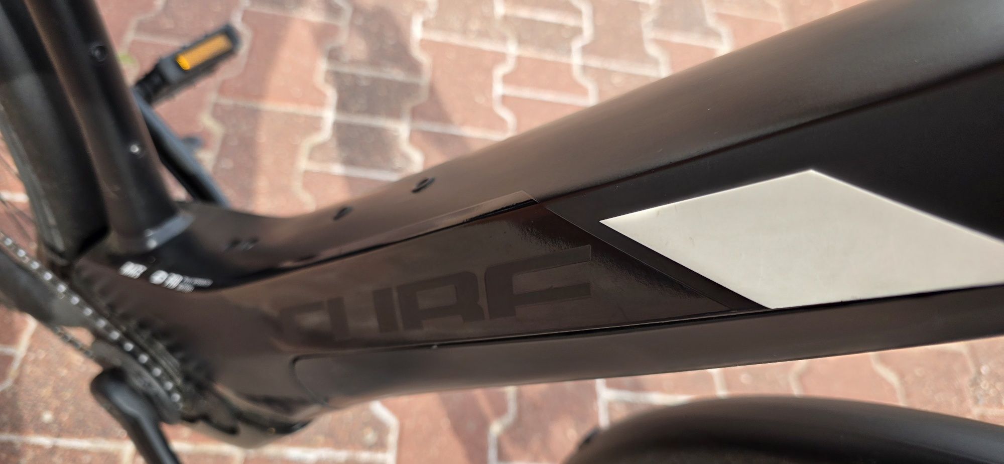 Cube Cross HPA, 28", r: 52cm, rower elektryczny, trekkingowy, miejski