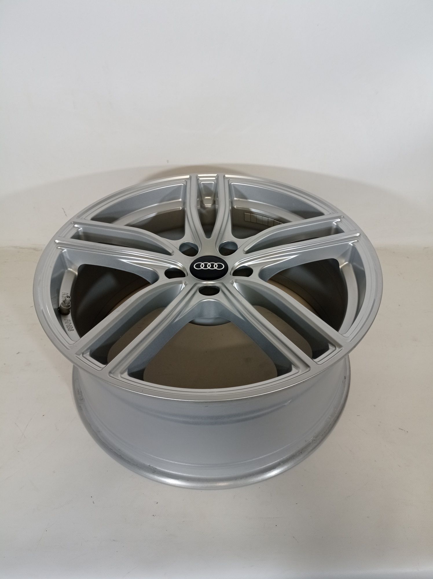 5x112 19" audi a4 b6 b7 b8 b9 a5 8t 8f f5 a6 c7 c8 a7 a8 q3 q5