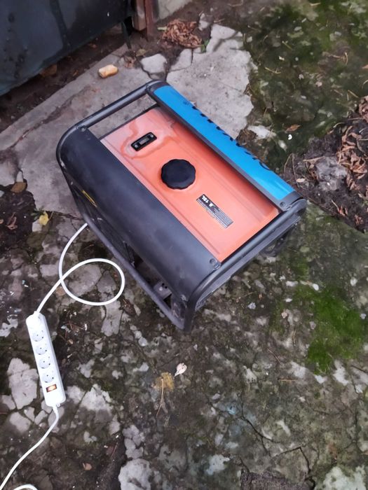 Бензиновий генератор 3.5 кВт