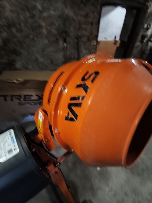 Betoniarka wolnoopadowa Skiva.