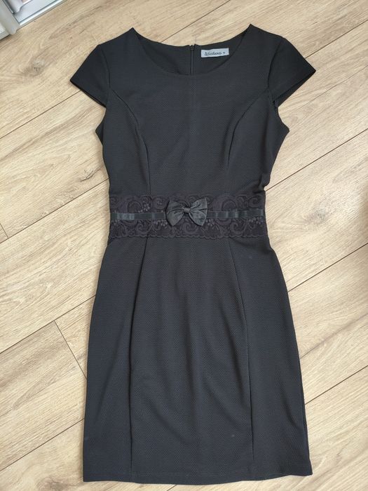 Sukienka czarna M