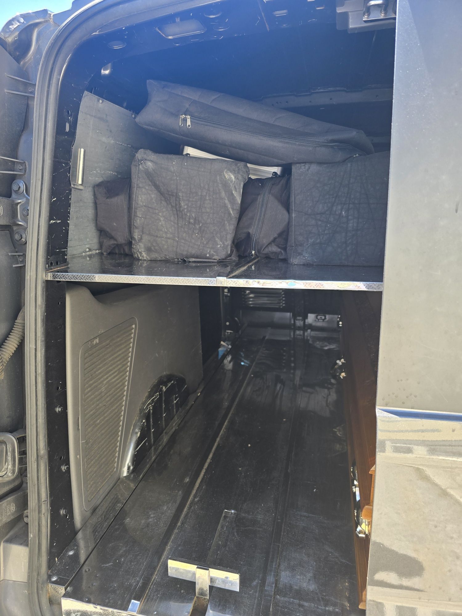 Ford Transit Connect - Auto Fúnebre