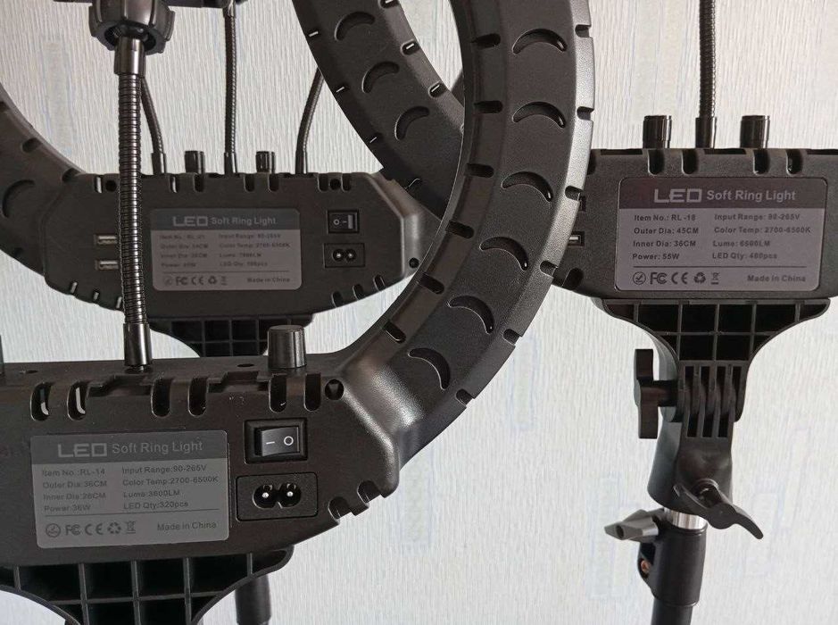 Кольцевая лампа бровиста косметолога в салон RL-21 со штативом 7588