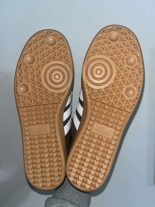 Adidss samba castanhas