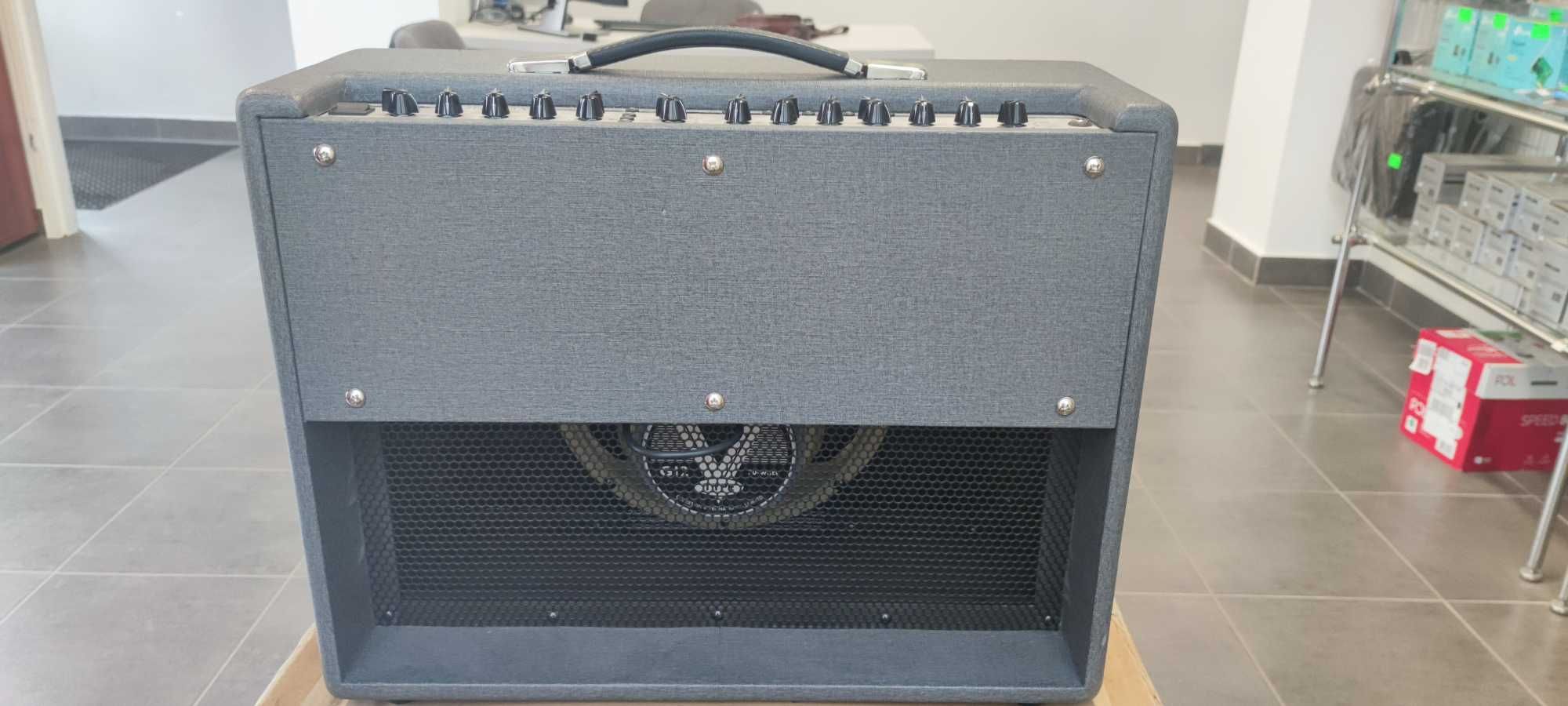 Piec gitarowy BLACKASTAR Silverline Deluxe Combo