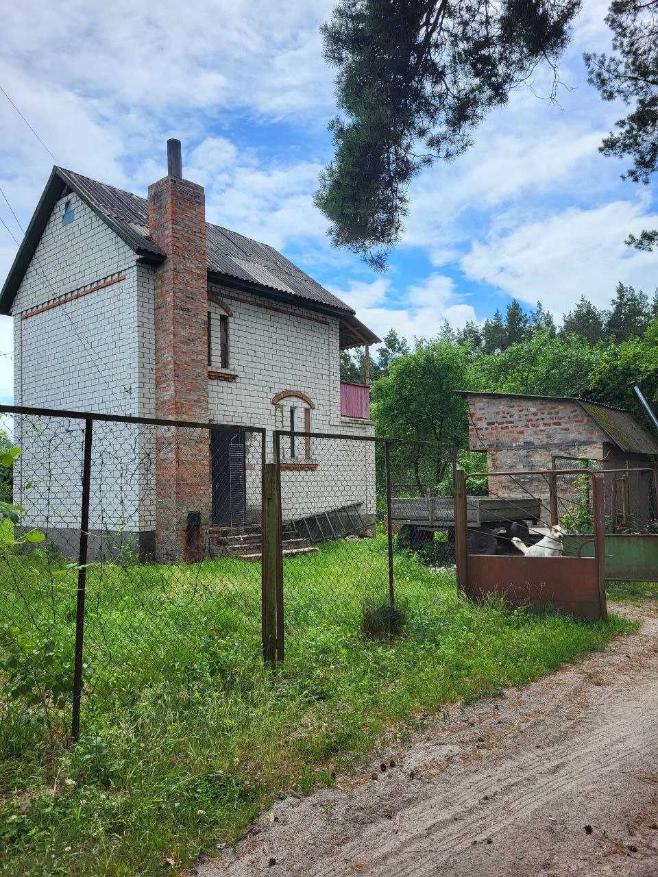 Будинок в селі Шестовиця