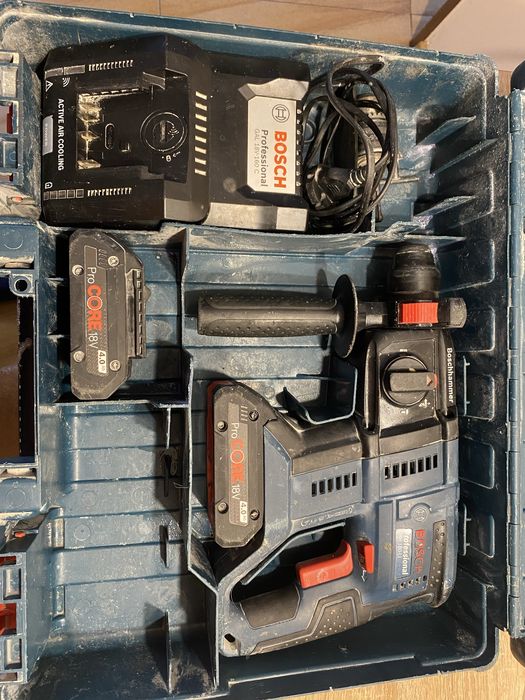 Młotowiertarka Bosch GBH 180-LI + Baterie ProCORE 18V 4Ah + Ładowarka