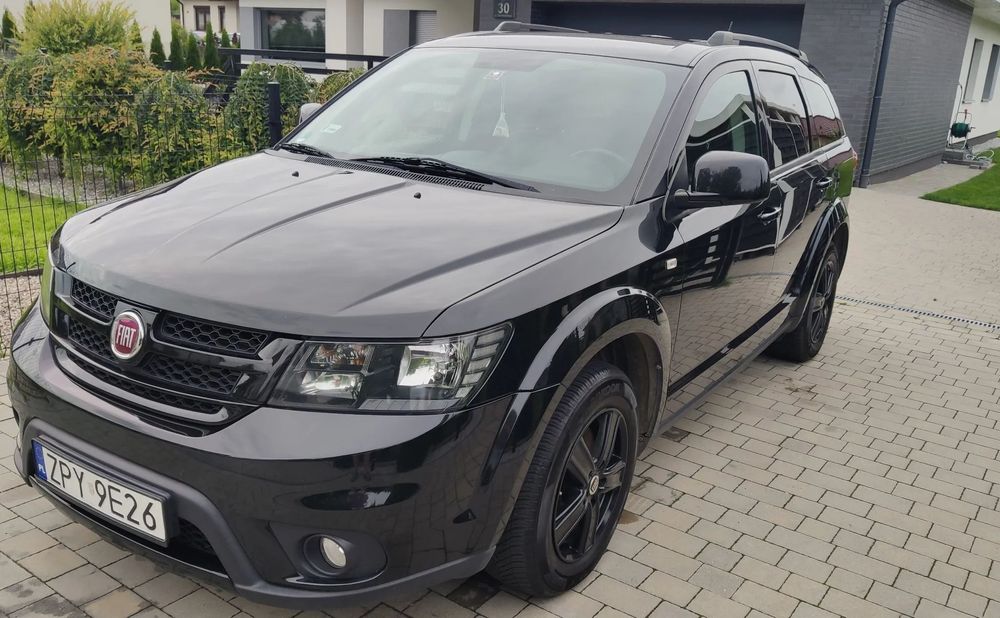 Fiat Freemont Fiat Freemont Black Code 2.0 Multijet AWD Automat • 7 miejsc • Skóry •